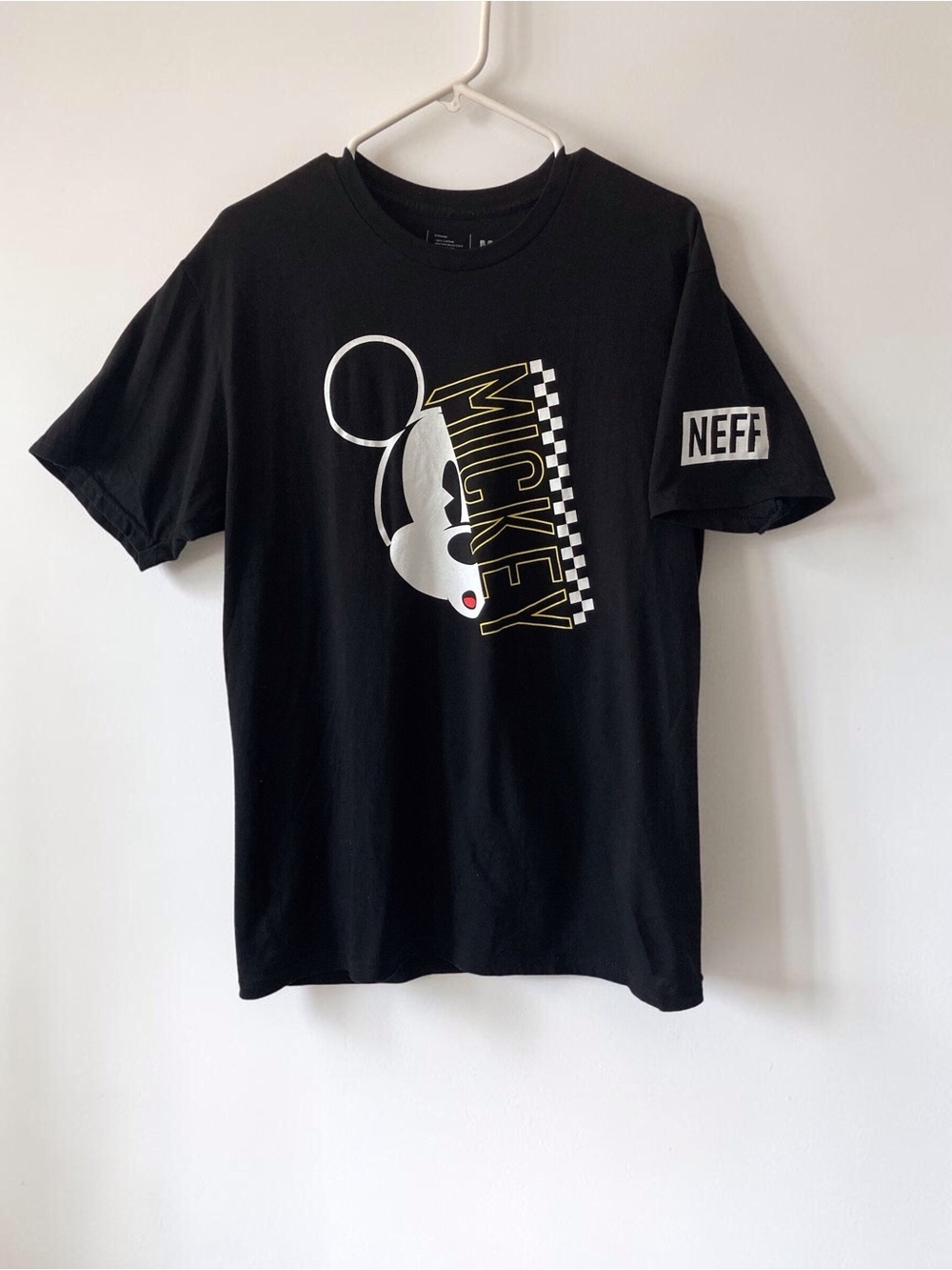 Disney Collection by Neff Mickey Mouse Checkered Graphic Tee Black M